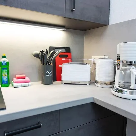 Gorilla Im Zentrum Mit Schnellem Wifi & Stadtblick 3rd Floor Apartment Leipzig